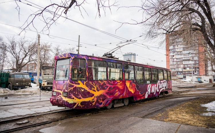граффити трамвай